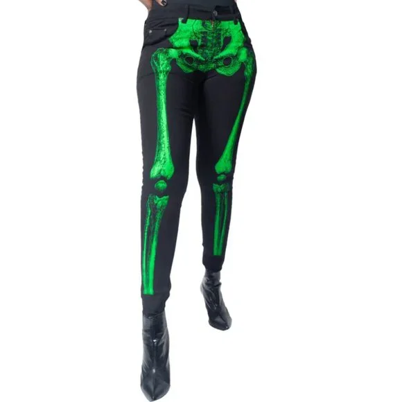 Women's Black Skinny Stretch Jeans Skeleton Bones Skull Coffin Pockets 26-40 NWT - Picture 2 of 5